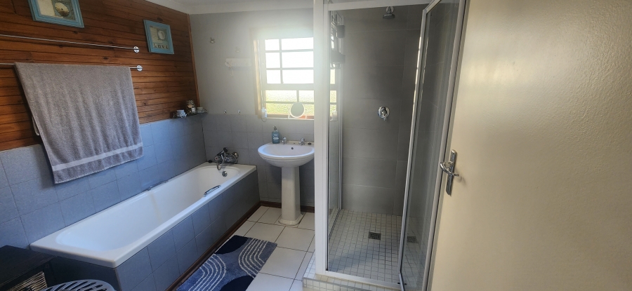 3 Bedroom Property for Sale in Dana Bay Western Cape